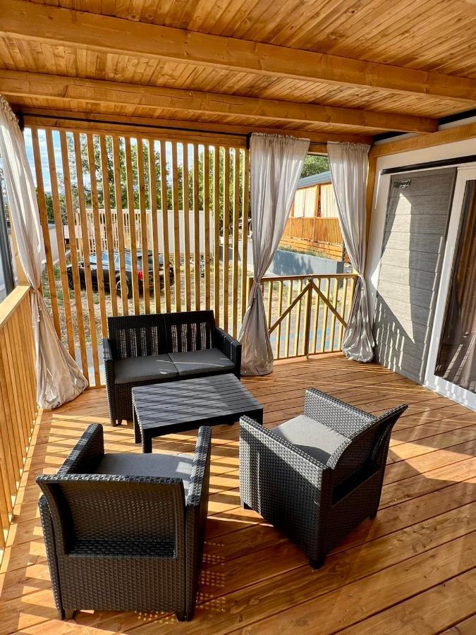 Villa Family Grand De Luxe Mobilhome Selce Exterior foto