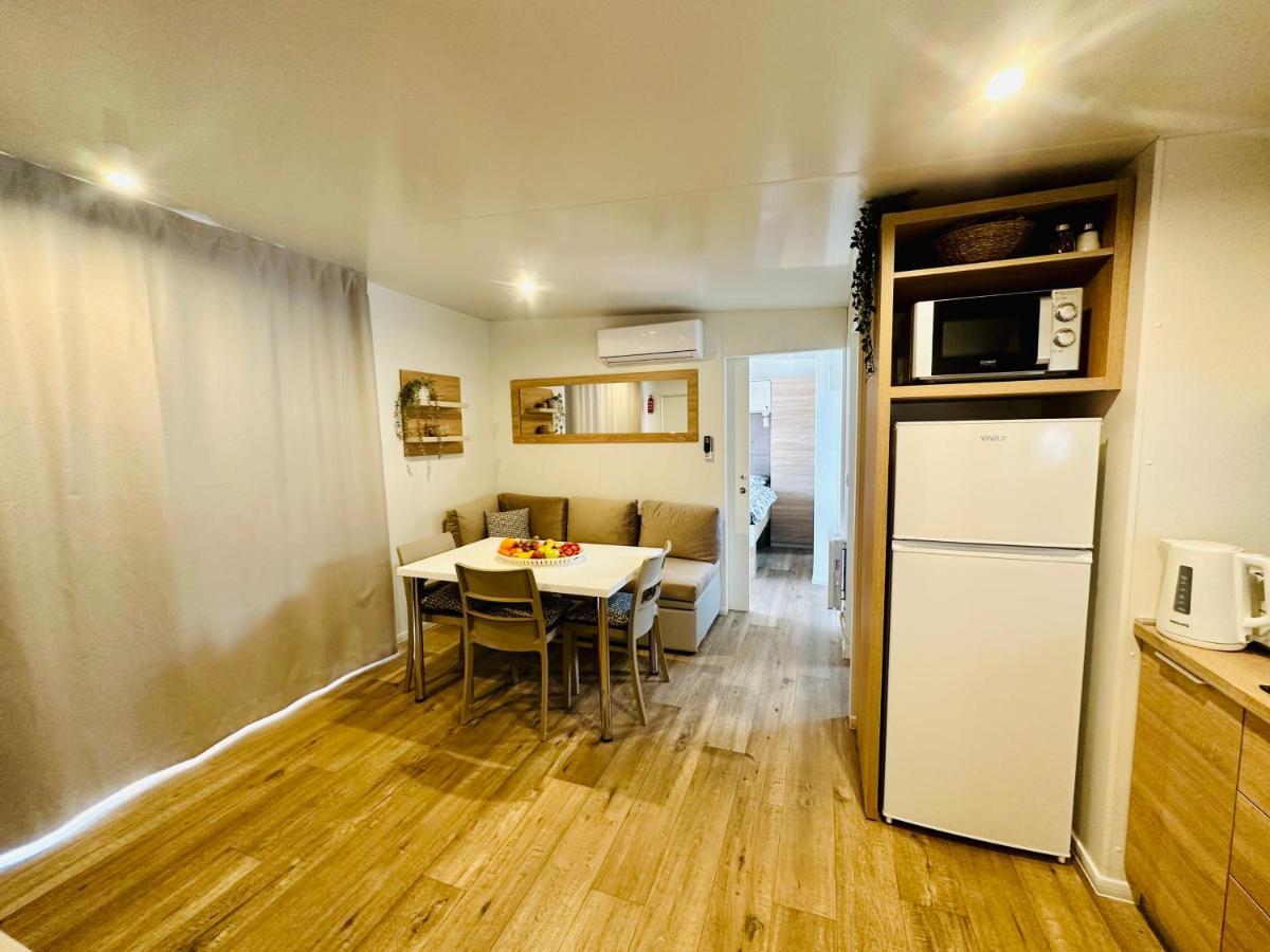 Villa Family Grand De Luxe Mobilhome Selce Exterior foto